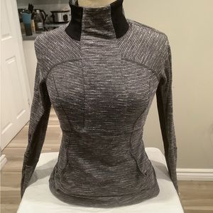 Lululemon long sleeve shirt